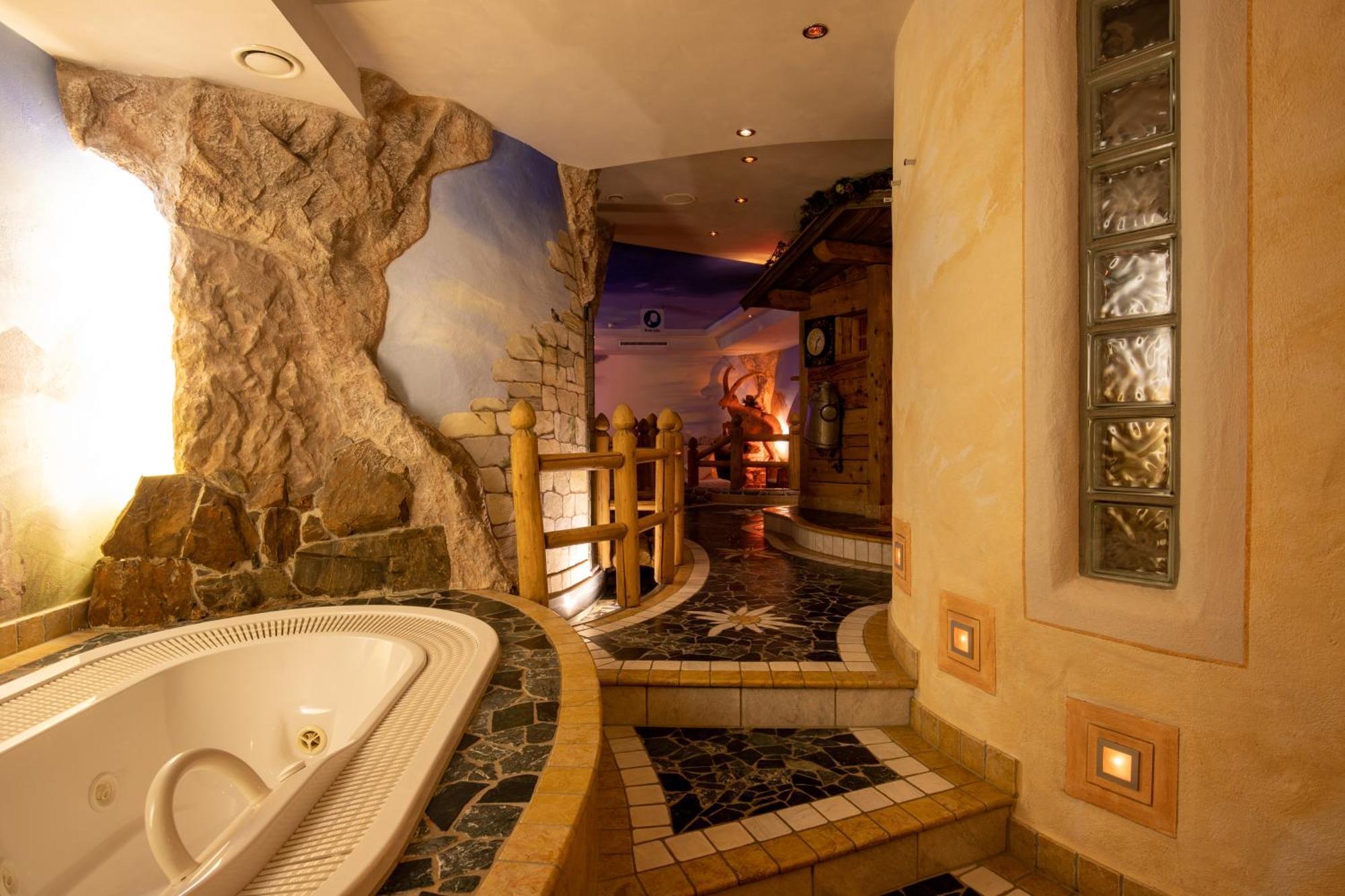 Hotel Garni Monte Bianco Ischgl Buitenkant foto