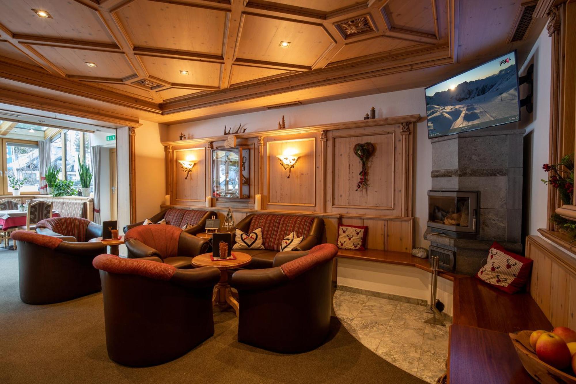 Hotel Garni Monte Bianco Ischgl Buitenkant foto
