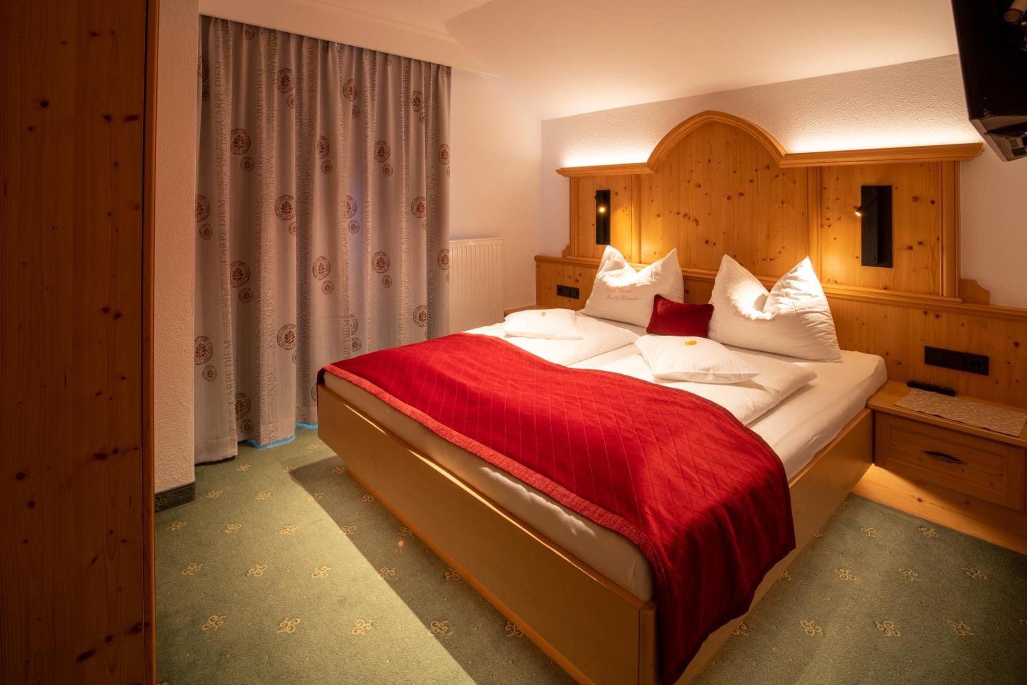 Hotel Garni Monte Bianco Ischgl Buitenkant foto
