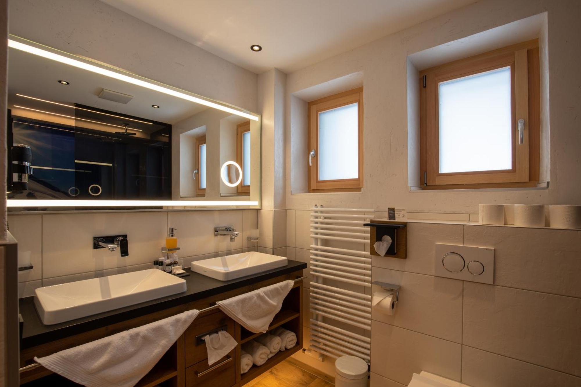 Hotel Garni Monte Bianco Ischgl Buitenkant foto